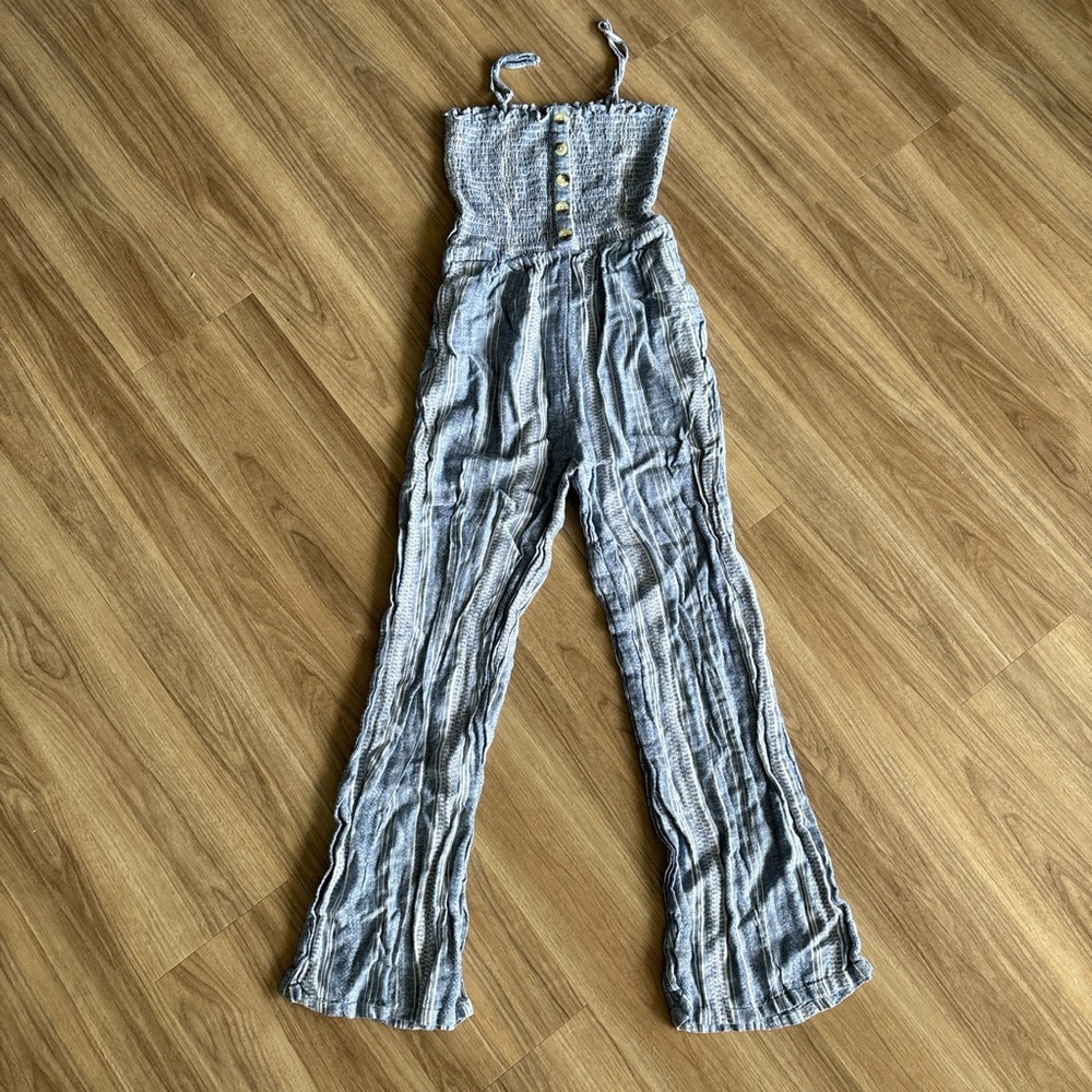 Guess Blue and White Textured Top
